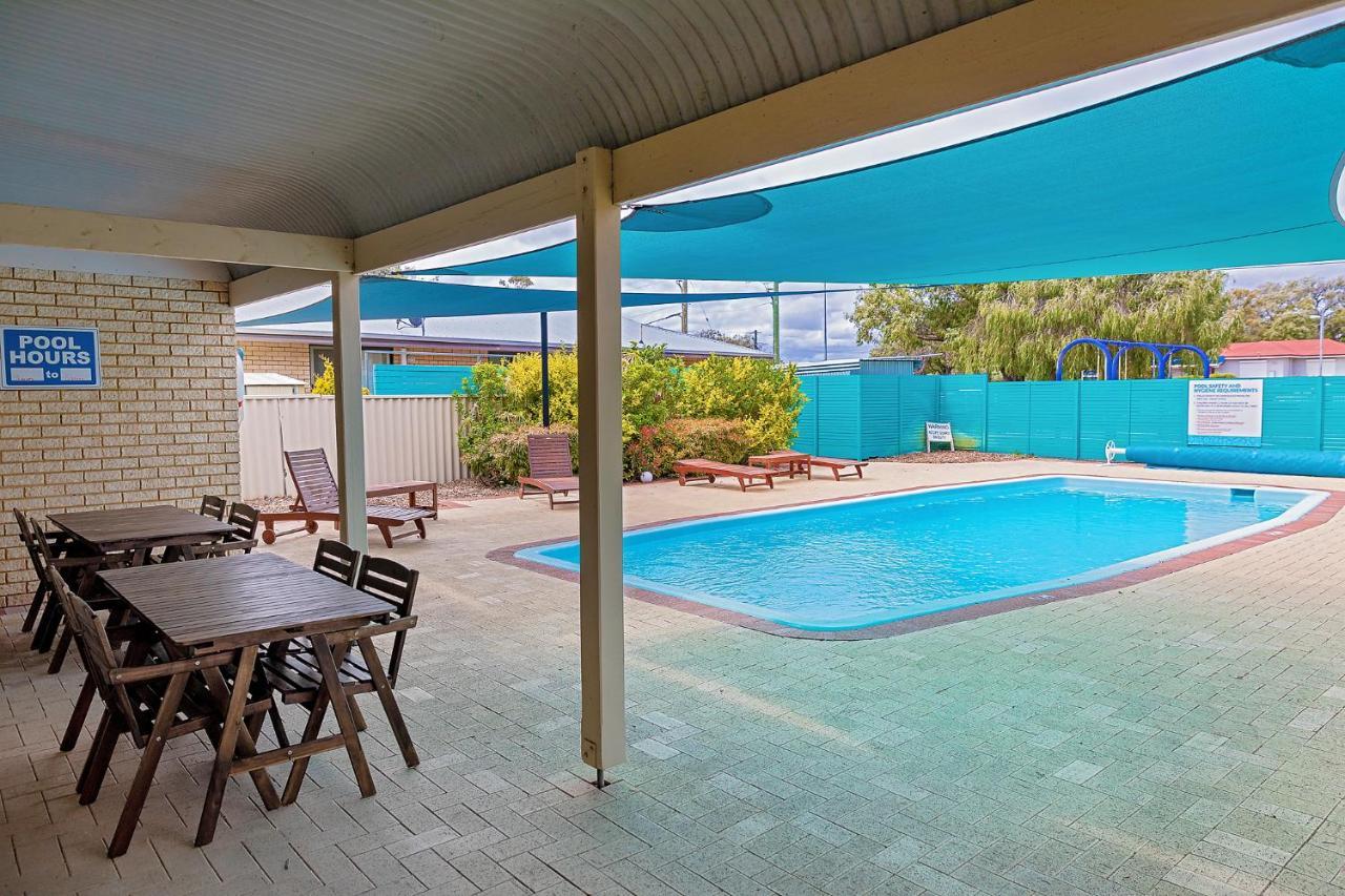 Busselton Villas&Glamping Village Exteriör bild
