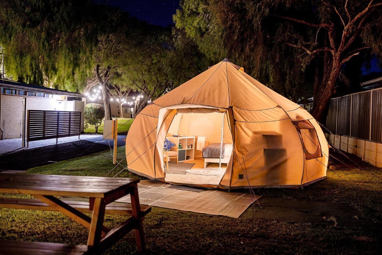 Busselton Villas&Glamping Village Exteriör bild