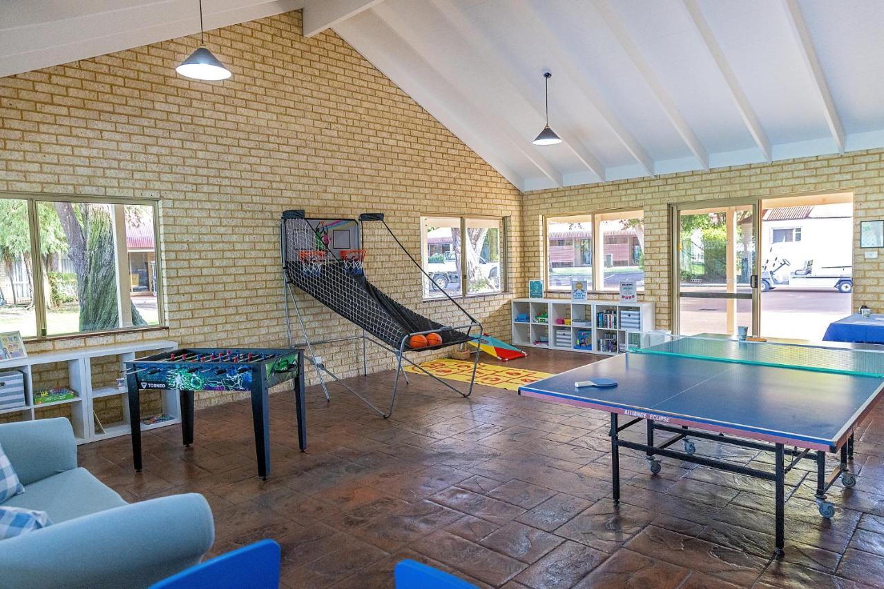 Busselton Villas&Glamping Village Exteriör bild