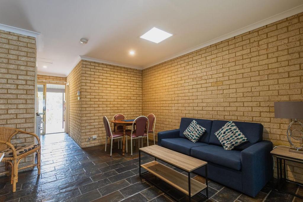 Busselton Villas&Glamping Village Exteriör bild