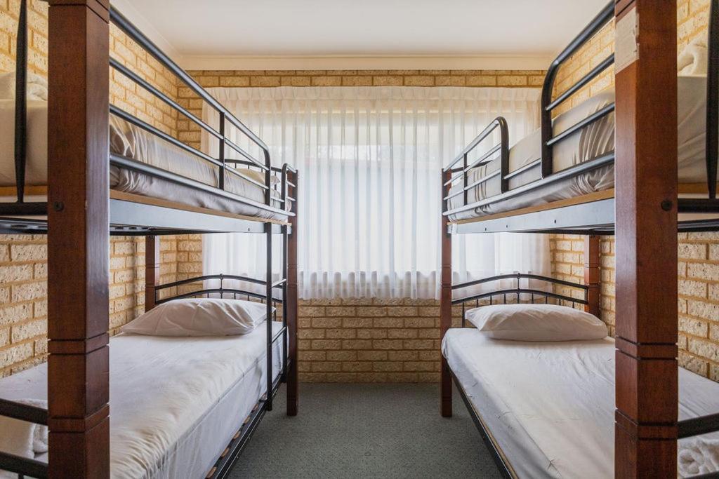 Busselton Villas&Glamping Village Exteriör bild